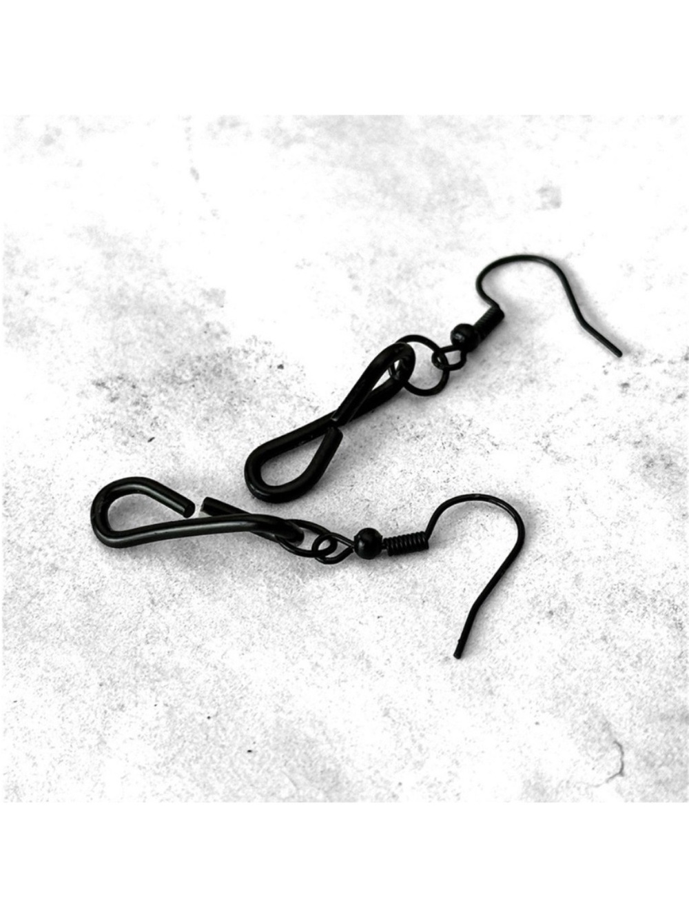 5 For $25💫Alternative Black Links Earrings - Picture 6 of 6